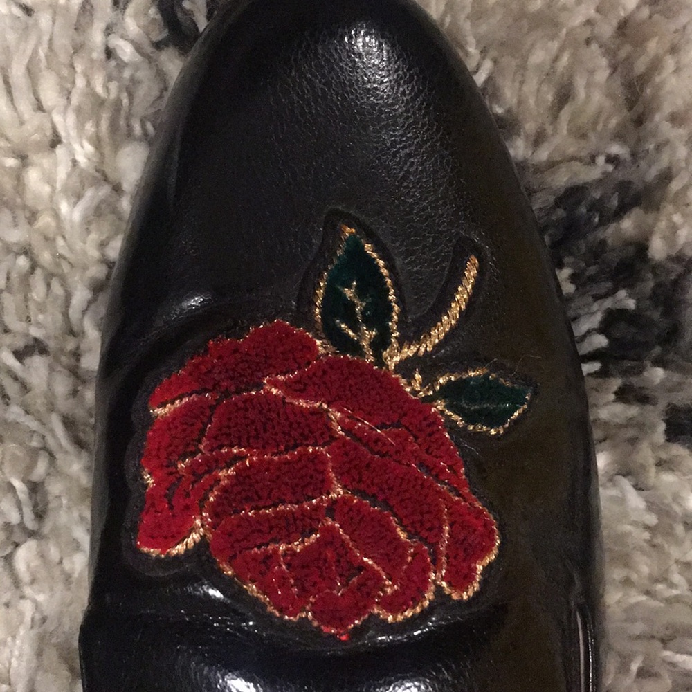 Zara red rose black loafers - Picture 4 of 8